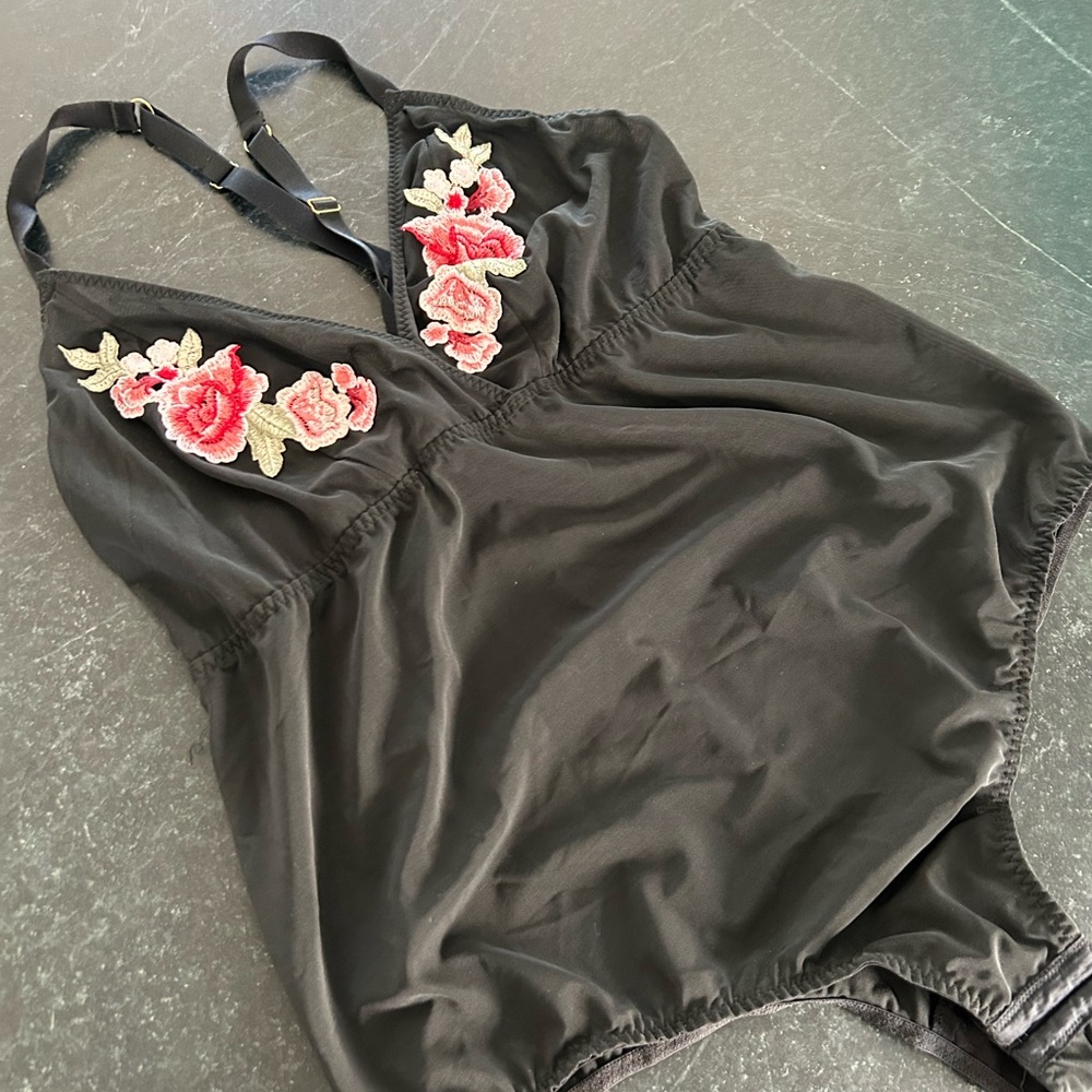 Cacique Black semi sheer black teddy with pink and red embroidery size 18/20